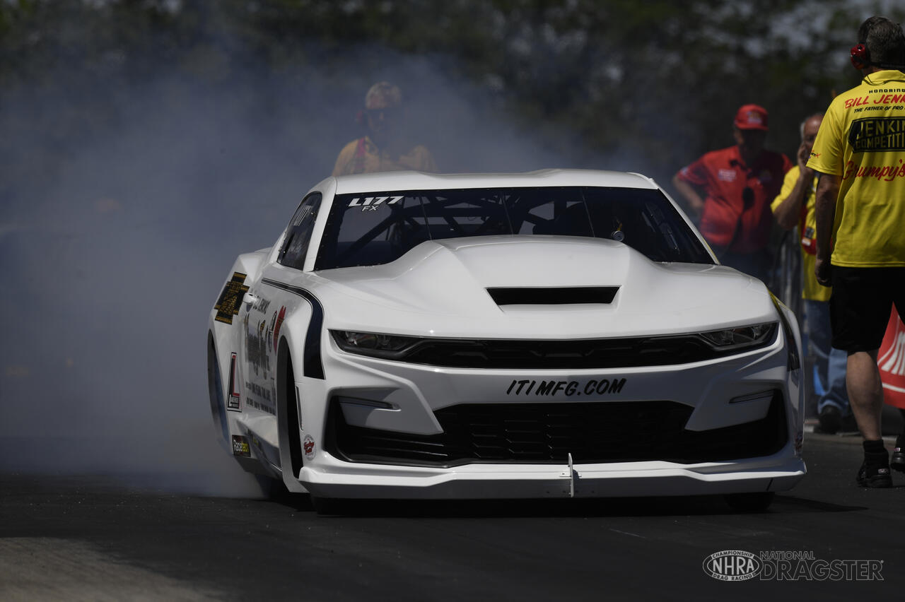 Gerber Collision & Glass Route 66 NHRA Nationals Friday photo